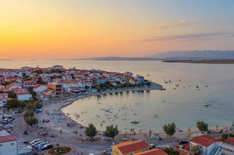 Apartmaji ob morju otok Vir Number one